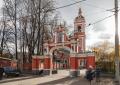 Moscow Pimenovsky tempelj v novih ovratnikih